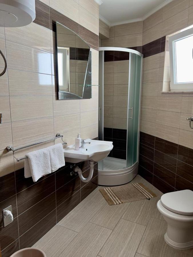 נאום Apartments Obad מראה חיצוני תמונה