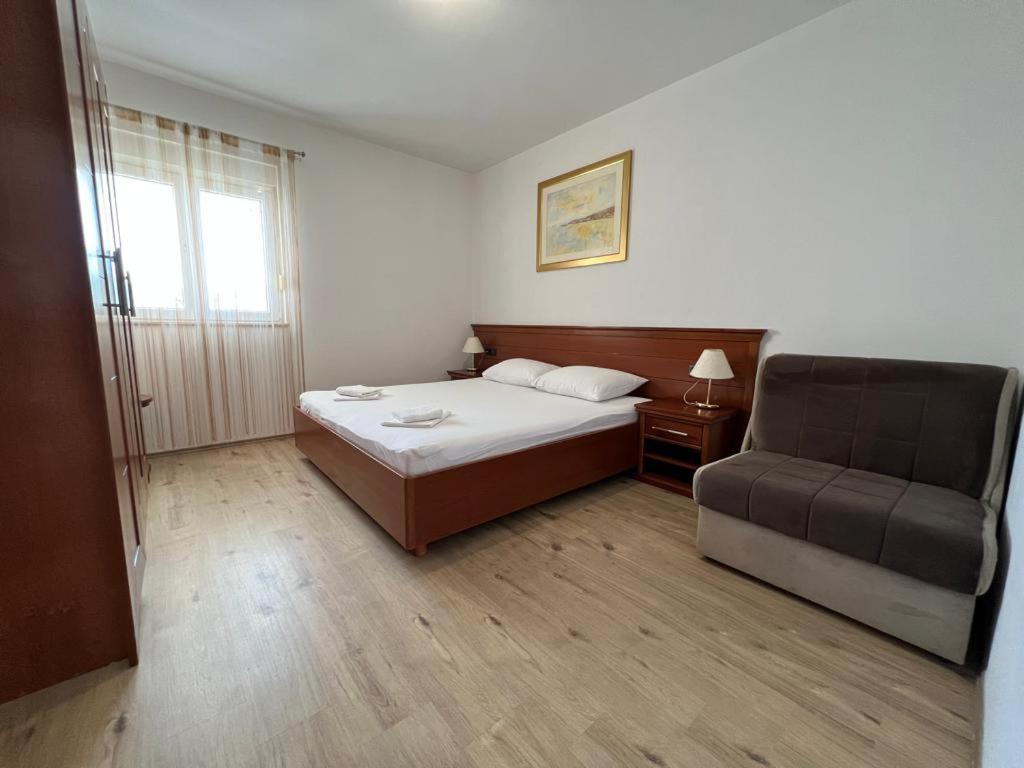 נאום Apartments Obad מראה חיצוני תמונה